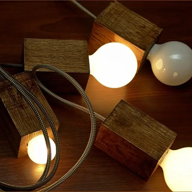 Дизайнерські світильники ручної роботи.