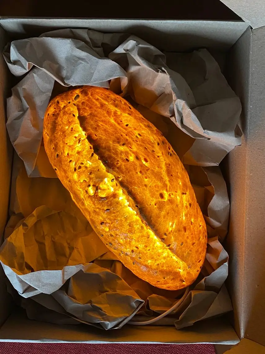 Світильник зі справжнього хліба, світильник-хліб